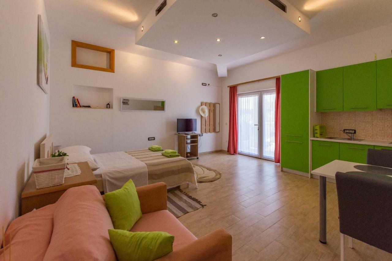 Apartment Lavanda 2 Πόρετς Εξωτερικό φωτογραφία
